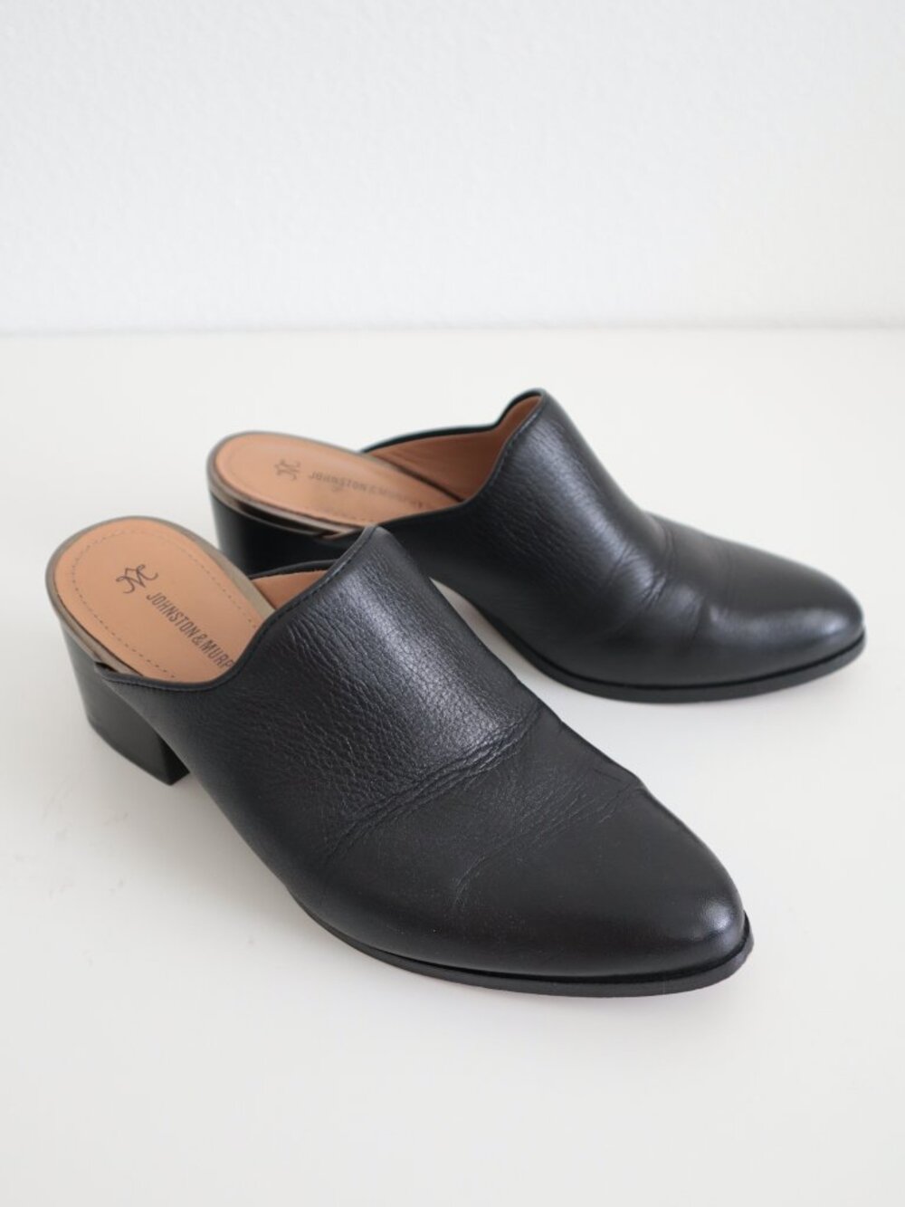 Johnson & Murphy Trista Leather Mule Heels | 6